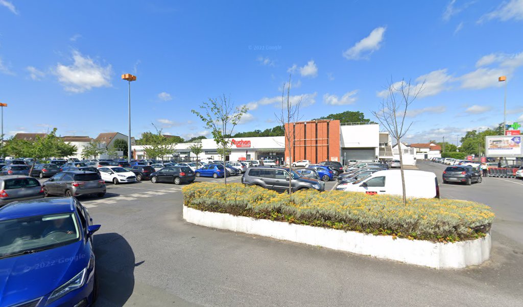 Retrouvez l&rsquo;évolution du prix du carburant mise à jour régulièrement pour la station essence Auchan Supermarché qui se situe à l&rsquo;adresse suivante 109 rue de l&rsquo;ambassadeur à Conflans-Sainte-Honorine, 78700. Vous pourrez ainsi estimer le prix d&rsquo;un plein d&rsquo;essence pour vos [&hellip;]