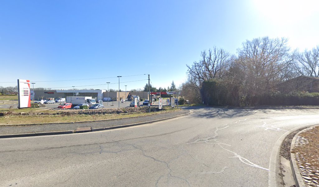 Retrouvez l&rsquo;évolution du prix du carburant mise à jour régulièrement pour la station essence Intermarche Lisle Sur Tarn qui se situe à l&rsquo;adresse suivante Lieu dit les robertes à Lisle-Sur-Tarn, 81310. Vous pourrez ainsi estimer le prix d&rsquo;un plein d&rsquo;essence [&hellip;]