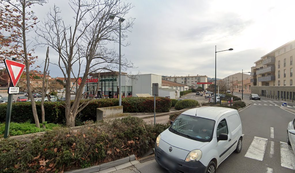 Retrouvez l&rsquo;évolution du prix du carburant mise à jour régulièrement pour la station essence Casino Supermarche qui se situe à l&rsquo;adresse suivante Avenue maréchal juin à Six-Fours-Les-Plages, 83140. Vous pourrez ainsi estimer le prix d&rsquo;un plein d&rsquo;essence pour vos déplacements [&hellip;]
