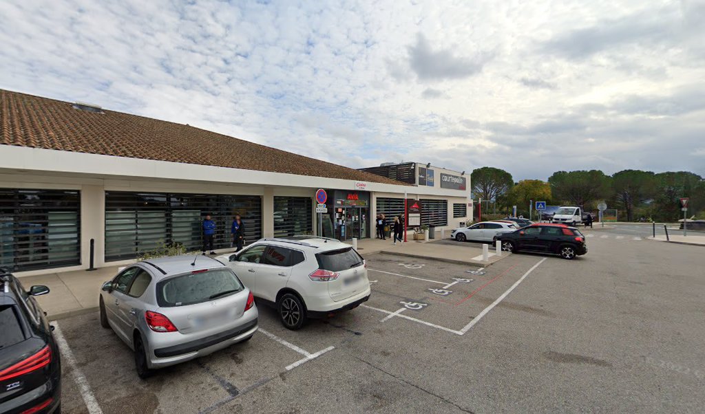 Retrouvez l&rsquo;évolution du prix du carburant mise à jour régulièrement pour la station essence Avia Vidauban Sud qui se situe à l&rsquo;adresse suivante Aire de vidauban sud – a 8 à Vidauban, 83550. Vous pourrez ainsi estimer le prix d&rsquo;un [&hellip;]