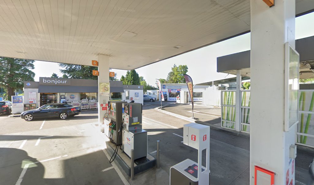 Retrouvez l&rsquo;évolution du prix du carburant mise à jour régulièrement pour la station essence Relais Du Golf qui se situe à l&rsquo;adresse suivante 270 route de toulouse à Limoges, 87000. Vous pourrez ainsi estimer le prix d&rsquo;un plein d&rsquo;essence pour [&hellip;]
