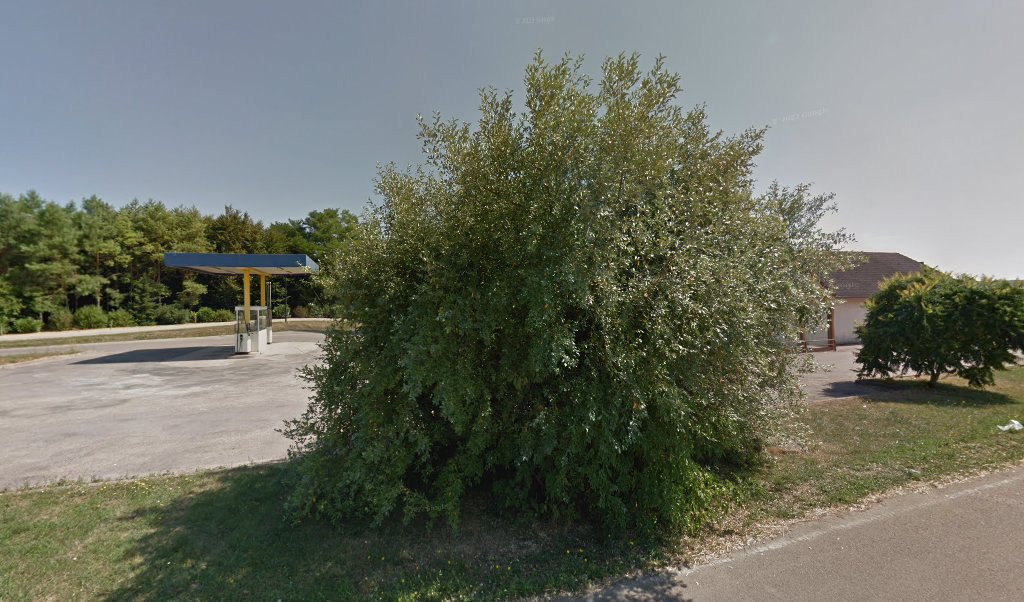 Retrouvez l&rsquo;évolution du prix du carburant mise à jour régulièrement pour la station essence Carrefour Contact Ligny qui se situe à l&rsquo;adresse suivante 13 avenue de chablis à Ligny-Le-Châtel, 89144. Vous pourrez ainsi estimer le prix d&rsquo;un plein d&rsquo;essence pour [&hellip;]