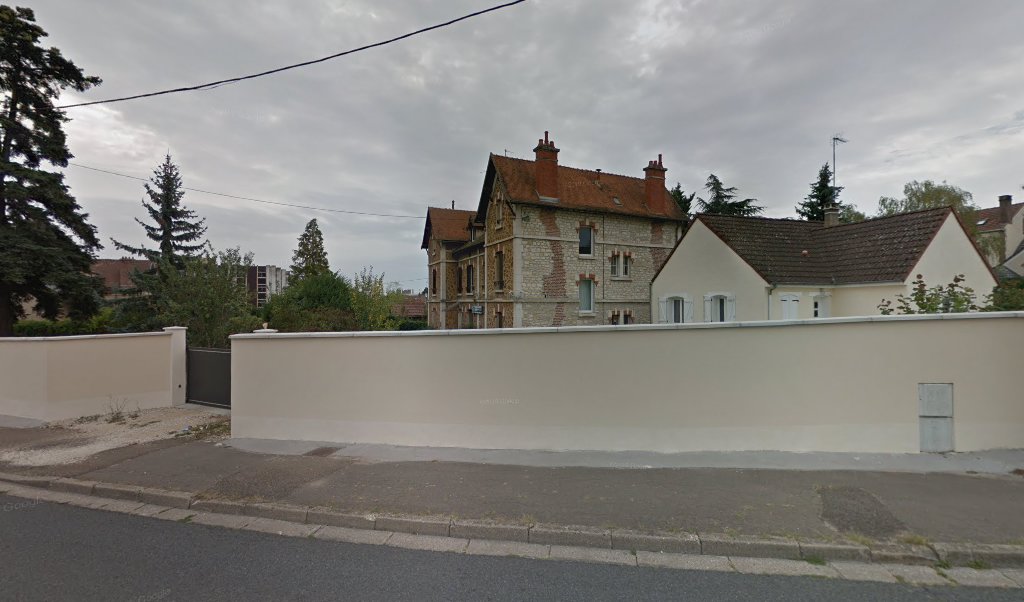 Retrouvez l&rsquo;évolution du prix du carburant mise à jour régulièrement pour la station essence Sarl Cyber qui se situe à l&rsquo;adresse suivante 2 avenue jean mermoz à Auxerre, 89000. Vous pourrez ainsi estimer le prix d&rsquo;un plein d&rsquo;essence pour vos [&hellip;]