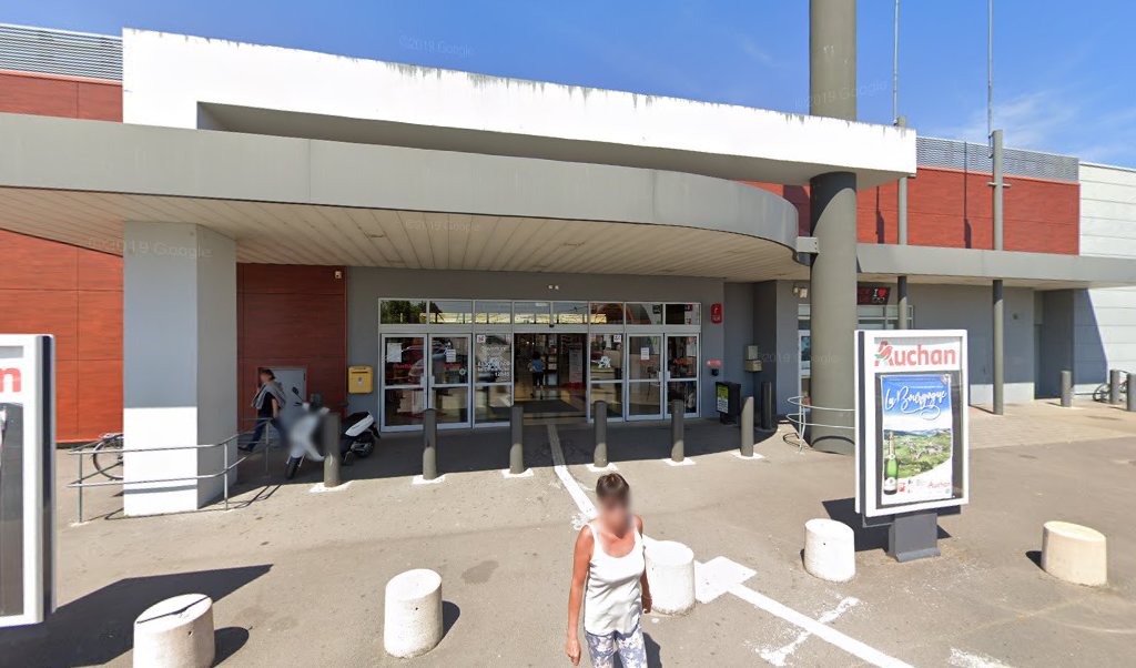 Retrouvez l&rsquo;évolution du prix du carburant mise à jour régulièrement pour la station essence Auchan Tonnerre qui se situe à l&rsquo;adresse suivante Route de dijon à Tonnerre, 89700. Vous pourrez ainsi estimer le prix d&rsquo;un plein d&rsquo;essence pour vos déplacements [&hellip;]