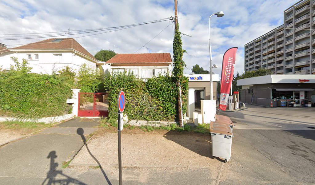Retrouvez l&rsquo;évolution du prix du carburant mise à jour régulièrement pour la station essence Relais Du Verger qui se situe à l&rsquo;adresse suivante 180 rue de paris à Massy, 91300. Vous pourrez ainsi estimer le prix d&rsquo;un plein d&rsquo;essence pour [&hellip;]