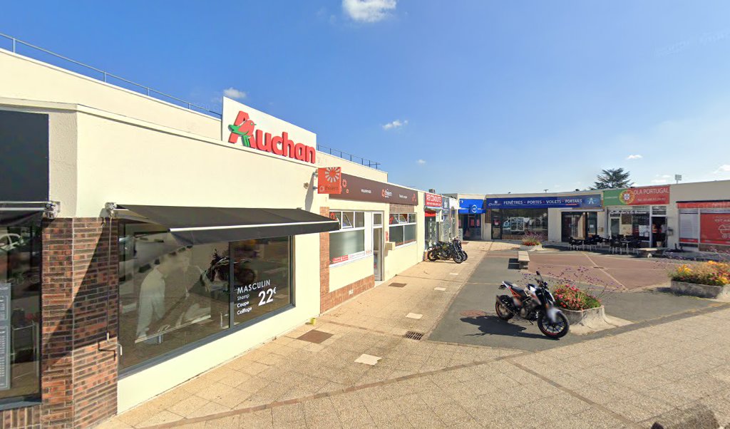 Retrouvez l&rsquo;évolution du prix du carburant mise à jour régulièrement pour la station essence Auchan Supermarche qui se situe à l&rsquo;adresse suivante Avenue charles de gaulle à Saint-Germain-Lès-Corbeil, 91250. Vous pourrez ainsi estimer le prix d&rsquo;un plein d&rsquo;essence pour vos [&hellip;]