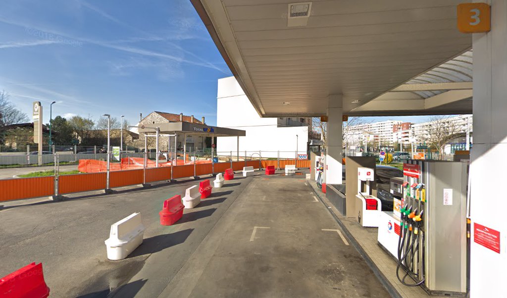 Retrouvez l&rsquo;évolution du prix du carburant mise à jour régulièrement pour la station essence Relais Bonnequins qui se situe à l&rsquo;adresse suivante 37 avenue lucien lanternier à Gennevilliers, 92230. Vous pourrez ainsi estimer le prix d&rsquo;un plein d&rsquo;essence pour vos [&hellip;]