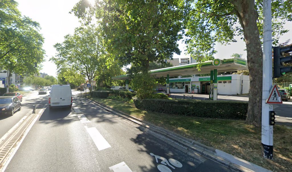 Retrouvez l&rsquo;évolution du prix du carburant mise à jour régulièrement pour la station essence Bp Nanterre Lenine qui se situe à l&rsquo;adresse suivante 93 avenue vladimir illitch lénine à Nanterre, 92000. Vous pourrez ainsi estimer le prix d&rsquo;un plein d&rsquo;essence [&hellip;]