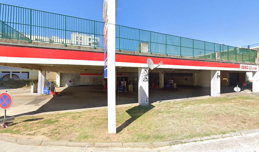 Retrouvez l&rsquo;évolution du prix du carburant mise à jour régulièrement pour la station essence Esso Du Champy qui se situe à l&rsquo;adresse suivante 2 rue des hauts-châteaux à Noisy-Le-Grand, 93160. Vous pourrez ainsi estimer le prix d&rsquo;un plein d&rsquo;essence pour [&hellip;]