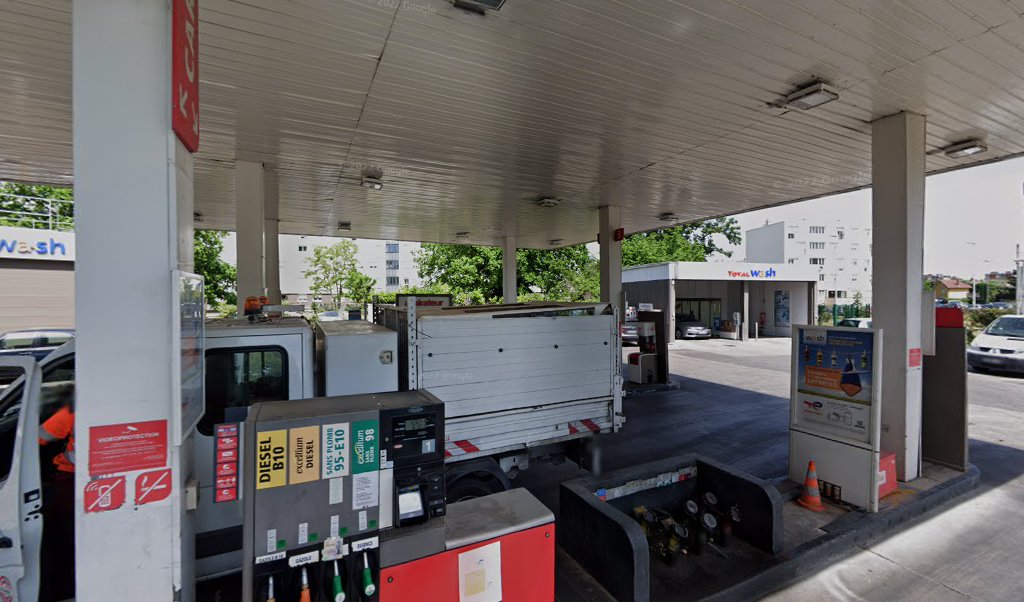 Retrouvez l&rsquo;évolution du prix du carburant mise à jour régulièrement pour la station essence Relais Clos St.Lazare qui se situe à l&rsquo;adresse suivante 21 av.de stalingrad – cours st l à Stains, 93240. Vous pourrez ainsi estimer le prix d&rsquo;un [&hellip;]