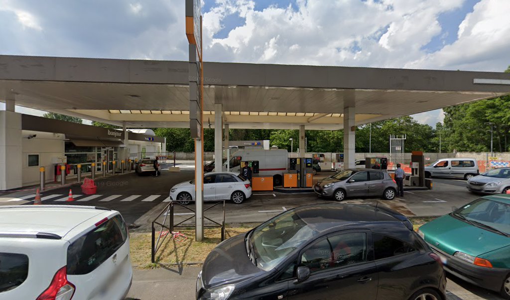 Retrouvez l&rsquo;évolution du prix du carburant mise à jour régulièrement pour la station essence Relais Goutte D&rsquo;Or qui se situe à l&rsquo;adresse suivante 7/9 av du 8 mai 1945 à Le Bourget, 93350. Vous pourrez ainsi estimer le prix d&rsquo;un [&hellip;]