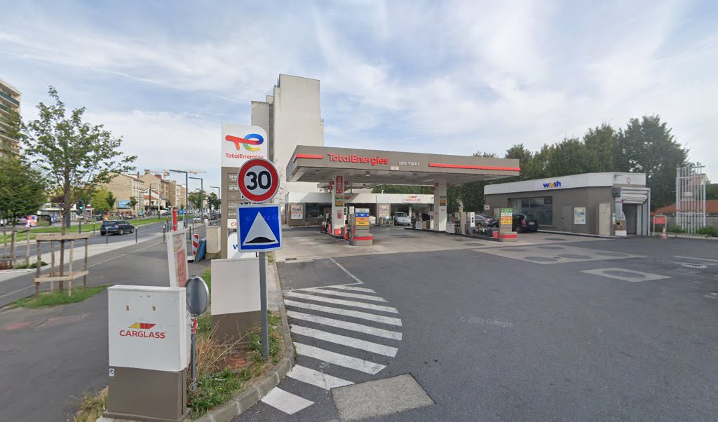 Retrouvez l&rsquo;évolution du prix du carburant mise à jour régulièrement pour la station essence Relais Ivry S/ Seine Stade qui se situe à l&rsquo;adresse suivante 168-180 bld de stalingrad à Ivry-Sur-Seine, 94200. Vous pourrez ainsi estimer le prix d&rsquo;un plein [&hellip;]