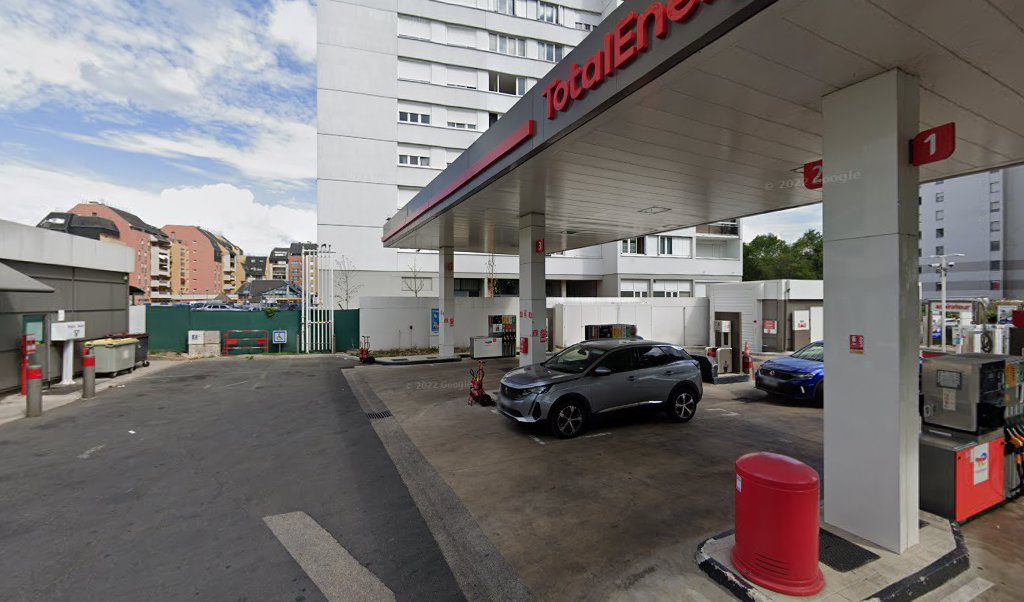 Retrouvez l&rsquo;évolution du prix du carburant mise à jour régulièrement pour la station essence Relais Port Anglais qui se situe à l&rsquo;adresse suivante 43 quai auguste blanqui à Alfortville, 94140. Vous pourrez ainsi estimer le prix d&rsquo;un plein d&rsquo;essence pour [&hellip;]