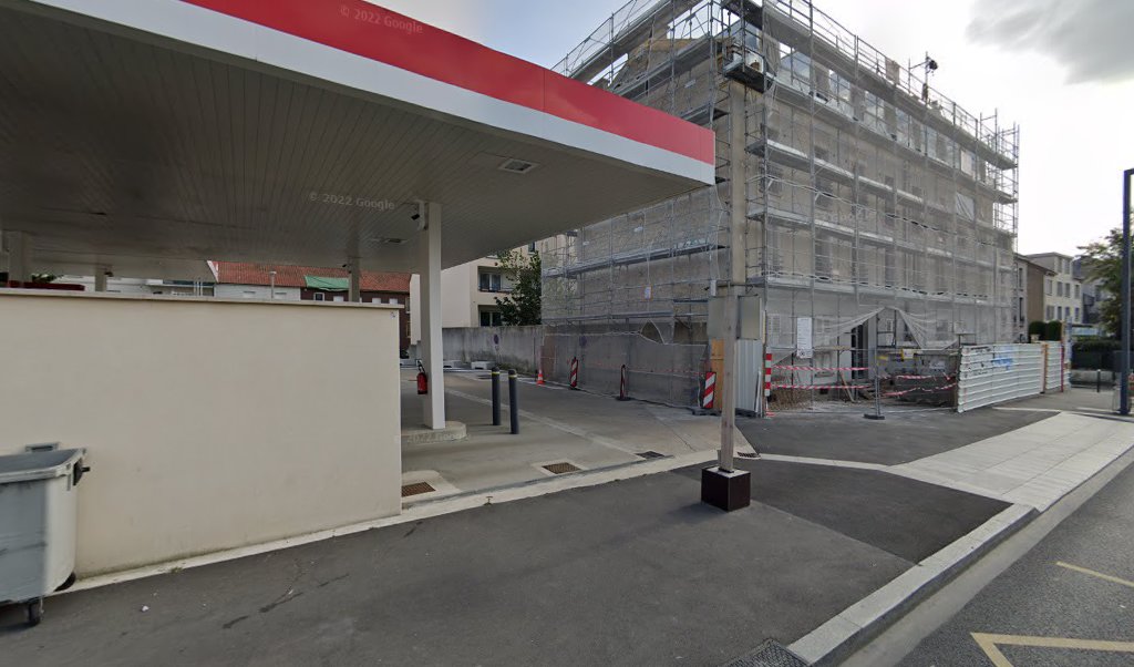 Retrouvez l&rsquo;évolution du prix du carburant mise à jour régulièrement pour la station essence Esso Rn 305 qui se situe à l&rsquo;adresse suivante 14 boulevard de stalingrad à Choisy-Le-Roi, 94600. Vous pourrez ainsi estimer le prix d&rsquo;un plein d&rsquo;essence pour [&hellip;]