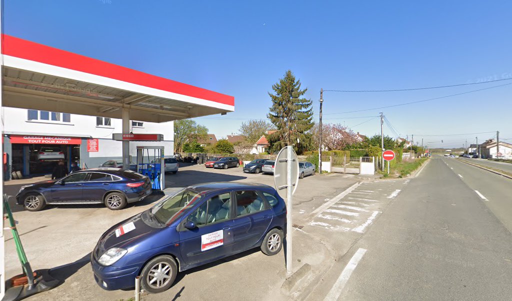 Retrouvez l&rsquo;évolution du prix du carburant mise à jour régulièrement pour la station essence Esso Maffliers qui se situe à l&rsquo;adresse suivante 13 bis route nationale 1 à Maffliers, 95560. Vous pourrez ainsi estimer le prix d&rsquo;un plein d&rsquo;essence pour [&hellip;]
