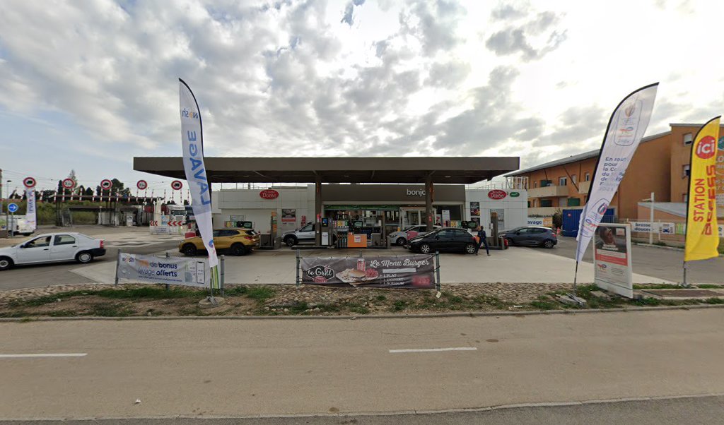 Retrouvez l&rsquo;évolution du prix du carburant mise à jour régulièrement pour la station essence Relais La Crau qui se situe à l&rsquo;adresse suivante Rn 113 – zac de la crau à Salon-De-Provence, 13300. Vous pourrez ainsi estimer le prix d&rsquo;un [&hellip;]