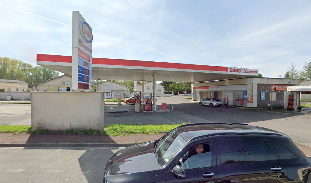 Retrouvez l&rsquo;évolution du prix du carburant mise à jour régulièrement pour la station essence Esso Express Isle D Espagnac qui se situe à l&rsquo;adresse suivante 250 avenue de la république à L&rsquo;isle-D&rsquo;espagnac, 16340. Vous pourrez ainsi estimer le prix d&rsquo;un [&hellip;]