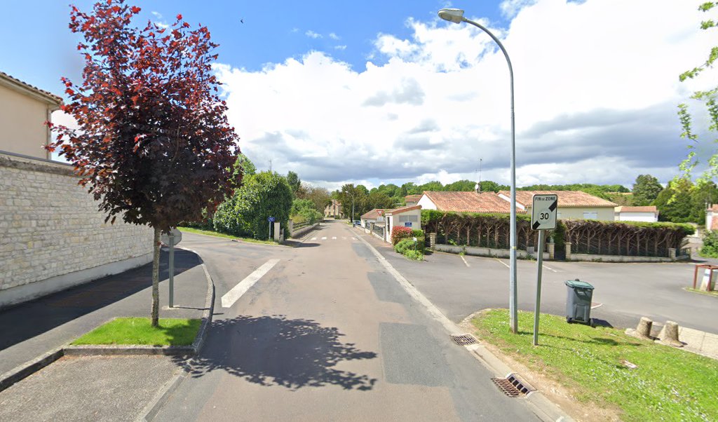 Retrouvez l&rsquo;évolution du prix du carburant mise à jour régulièrement pour la station essence Carrefour Contact qui se situe à l&rsquo;adresse suivante Rue sapin vert à Champagne-Mouton, 16350. Vous pourrez ainsi estimer le prix d&rsquo;un plein d&rsquo;essence pour vos déplacements [&hellip;]