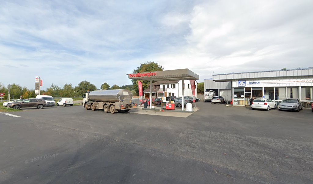 Retrouvez l&rsquo;évolution du prix du carburant mise à jour régulièrement pour la station essence Constant Automobiles qui se situe à l&rsquo;adresse suivante Rn122 la croix blanche à Saint-Mamet-La-Salvetat, 15220. Vous pourrez ainsi estimer le prix d&rsquo;un plein d&rsquo;essence pour vos [&hellip;]